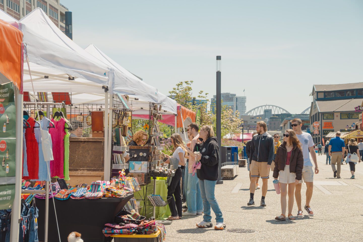 Waterfront Park Market. Photo by Jo Cosme.